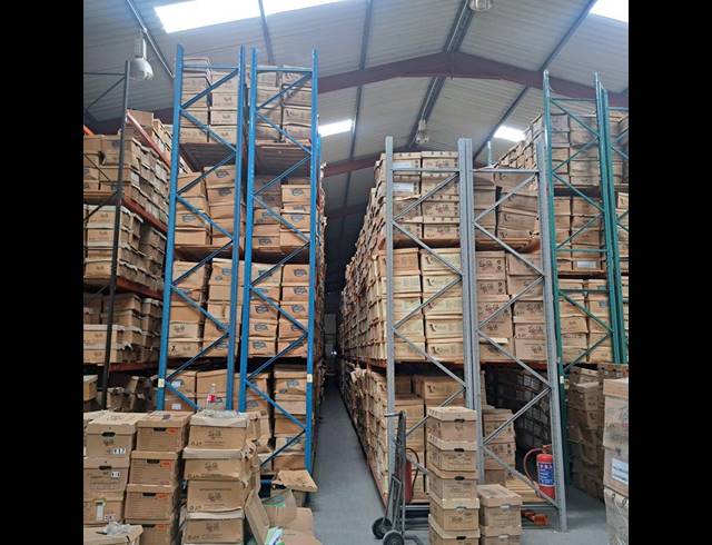 INDUSTRIAL PROPERTY TO RENT IN GREENBUSHES